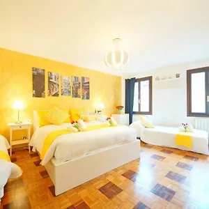 Calle Dei Fabbri Apartamento Veneza